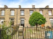3 bedroom terraced house for rent in Wakefield Road,...