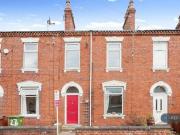 3 Bedroom Terraced House For Rent In Wakefield, West...