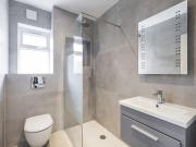 3 bedroom terraced house for rent in Warwick Grove...