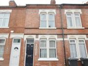 3 Bedroom Terraced House For Rent In West End