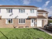 3 bedroom terraced house for rent in Woburn Close,...