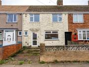 3 bedroom terraced house for sale
