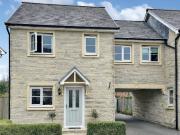 3 bedroom link detached house for sale