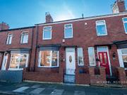 3 bedroom terraced house for sale