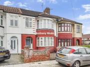 3 bedroom terraced house for sale