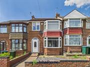 3 bedroom terraced house for sale