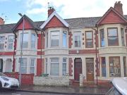 3 bedroom terraced house for sale