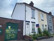 3 bedroom terraced house for sale in 64 Clough Road,...