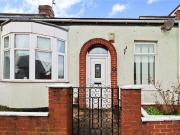 3 bedroom terraced house for sale in Aiskell Street,...