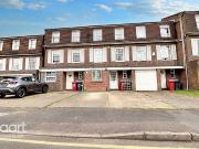 3 bedroom terraced house for sale in Arborfield Close,...