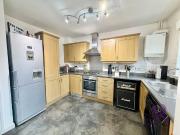 3 bedroom terraced house for sale in Barr Piece,...