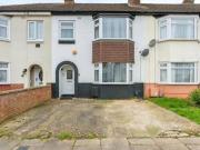 3 Bedroom Terraced House For Sale In Bedford, Bedfordshire
