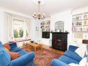3 bedroom terraced house for sale in Beech Grove,...