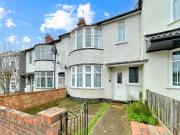 3 bedroom terraced house for sale in Beverley Road,...