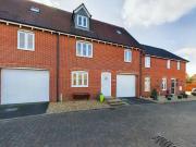 3 Bedroom Terraced House For Sale In Buckingham Park