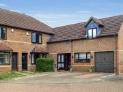 3 bedroom terraced house for sale in Catesby Croft,...