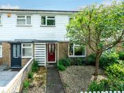 3 bedroom terraced house for sale in Cell Barnes Lane,...