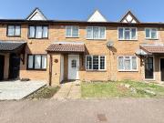 3 bedroom terraced house for sale in Chalkdown,...