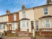 3 Bedroom Terraced House For Sale In Chatham