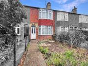 3 bedroom terraced house for sale in Cherry Hinton Road,...