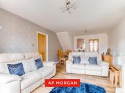3 bedroom terraced house for sale in Chesterfield Close,...