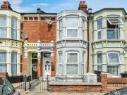 3 bedroom terraced house for sale in Chichester Road,...