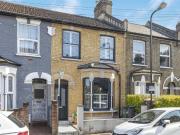 3 bedroom terraced house for sale in Claremont Road,...