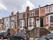 3 bedroom terraced house for sale in Cotswold Road,...