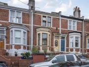 3 bedroom terraced house for sale in Cotswold Road,...