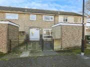 3 bedroom terraced house for sale in Deeping Close,...