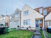 3 bedroom terraced house for sale in Drayton Road,...