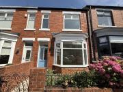 3 bedroom terraced house for sale in Farnham Terrace,...
