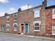 3 bedroom terraced house for sale in Frances Street,...