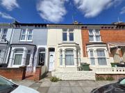 3 bedroom terraced house for sale in Funtington Road,...