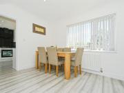 3 bedroom terraced house for sale in Greenham Walk,...
