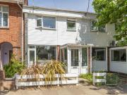3 bedroom terraced house for sale in Grove Avenue,...