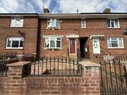 3 bedroom terraced house for sale in Hadleigh Road,...
