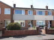 3 bedroom terraced house for sale in Hamilton Avenue,...