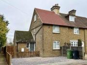 3 bedroom terraced house for sale in Heath Road East...