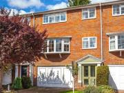 3 Bedroom Terraced House For Sale In Henley on thames,...
