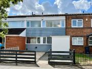 3 bedroom terraced house for sale in Heyford Way,...