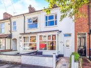 3 bedroom terraced house for sale in Highland Road,...