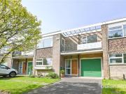 3 bedroom terraced house for sale in Leigham Drive,...