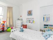 3 bedroom terraced house for sale in Lincoln Avenue,...