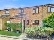 3 bedroom terraced house for sale in Links Way, Luton,...