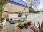 3 Bedroom Terraced House For Sale In London