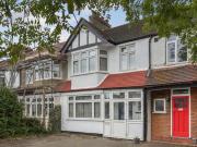 3 Bedroom Terraced House For Sale In London