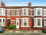 3 bedroom terraced house for sale in Loreburn Road,...