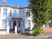 3 bedroom terraced house for sale in Maldon Road,...