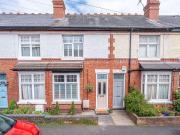 3 bedroom terraced house for sale in Mancroft Road,...